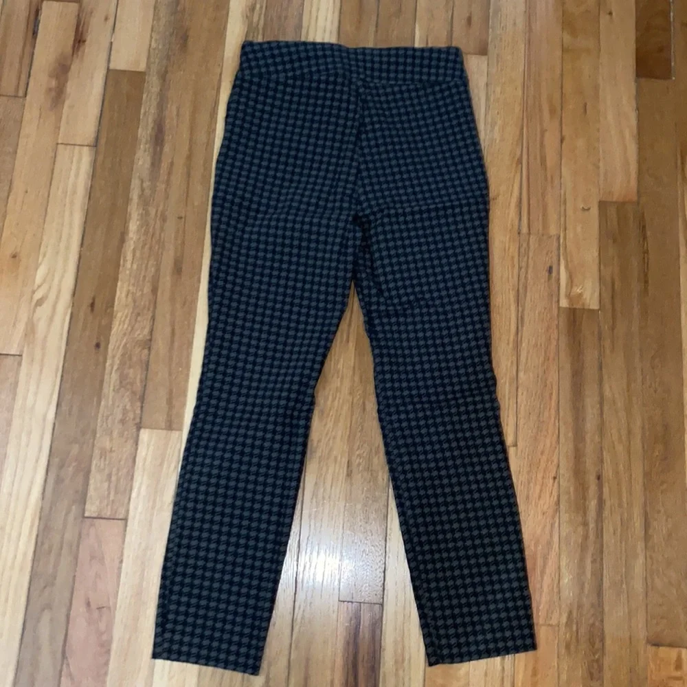 Patterned pants - Picture 2 of 3
